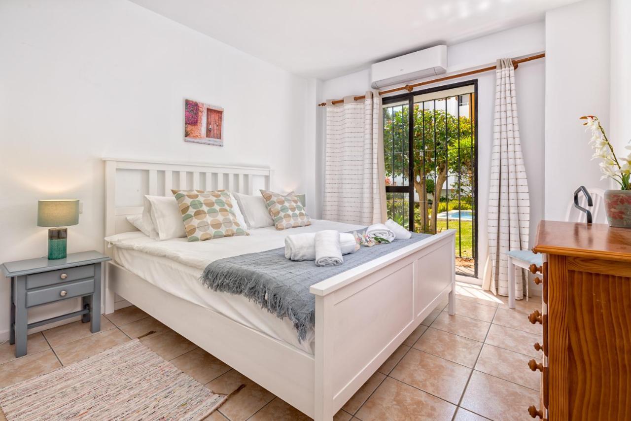 Vv2 Apartment Sitio de Calahonda Bagian luar foto