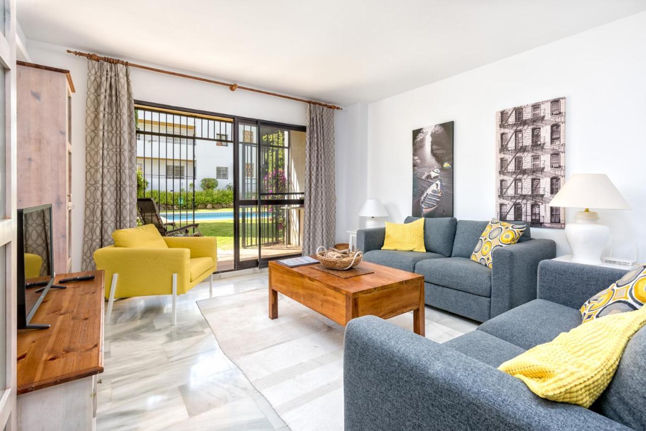 Vv2 Apartment Sitio de Calahonda Bagian luar foto